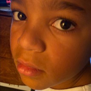 Meet your Posher, Evelyn